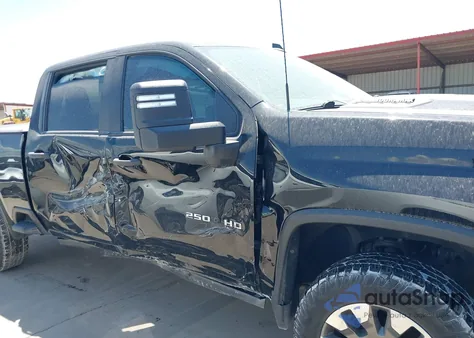 2022 Chevrolet Silverado 2500Hd 4Wd Standard Bed Custom from USA, damaged, VIN 2GC1YMEYXN1246228